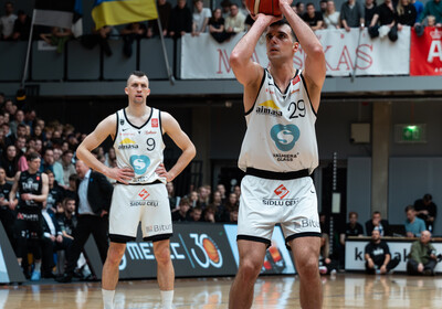 LAT-EST FINĀLS: VALMIERA GLASS VIA : Tartu Ülikool Maks & Moorits