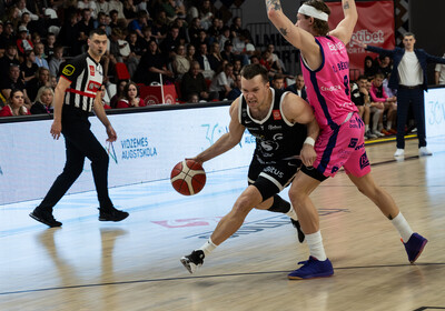 LBL 1/2 fināls 5.spēle: VALMIERA GLASS VIA : Rīgas Zeļļi/Sefinance