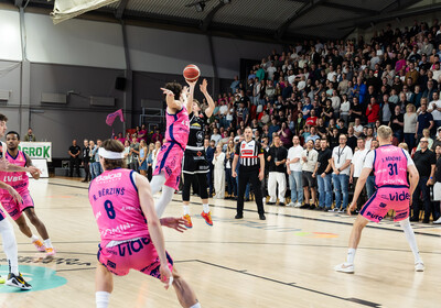 LBL 1/2 fināls 5.spēle: VALMIERA GLASS VIA : Rīgas Zeļļi/Sefinance