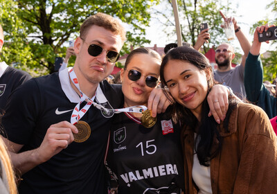 Paldies, Valmiera - mēs Jūs jūtam, dzirdam, redzam!
