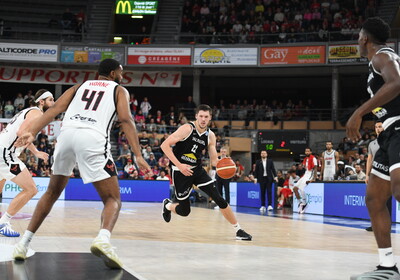 FIBA Europe Cup, Elan Chalon : VALMIERA GLASS VIA (Foto: Elan Chalon)