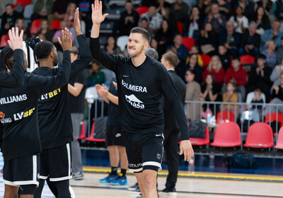 FIBA Europe Cup, VALMIERA GLASS VIA : Biotekno Korfez Basket