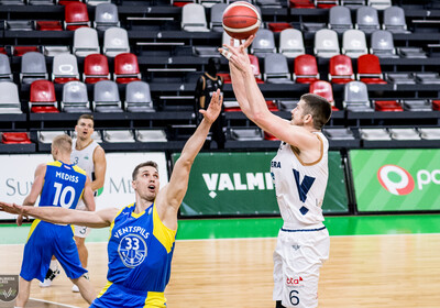LAT-EST: VALMIERA GLASS VIA - VENTSPILS