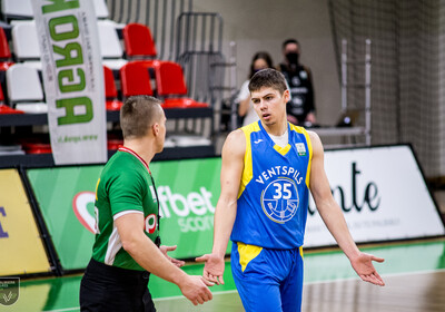 LAT-EST: VALMIERA GLASS VIA - VENTSPILS