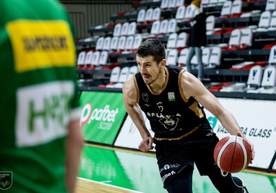 LAT-EST: VALMIERA GLASS VIA - VENTSPILS