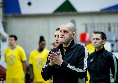 LAT-EST: VALMIERA GLASS VIA - VENTSPILS