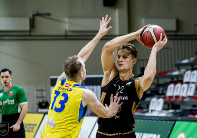 LAT-EST: VALMIERA GLASS VIA - VENTSPILS