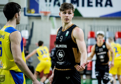 LAT-EST: VALMIERA GLASS VIA - VENTSPILS
