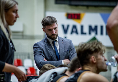 LAT-EST: VALMIERA GLASS VIA - VENTSPILS