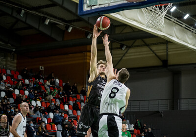 LAT-EST: VALMIERA GLASS VIA – VEF RĪGA