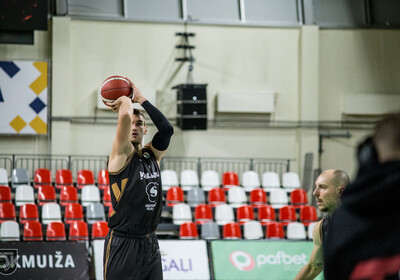LAT-EST: VALMIERA GLASS VIA – VEF RĪGA