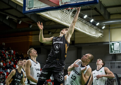 LAT-EST: VALMIERA GLASS VIA – VEF RĪGA