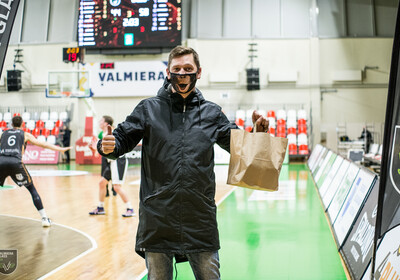LAT-EST: VALMIERA GLASS VIA – VEF RĪGA