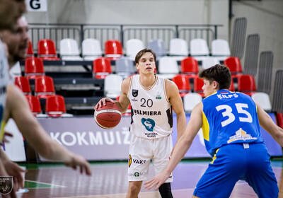 LAT-EST: VALMIERA GLASS VIA - BK VENTSPILS