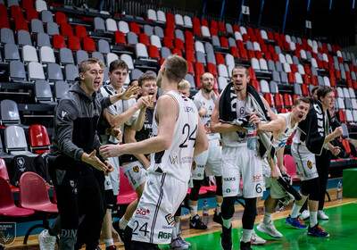 LAT-EST: VALMIERA GLASS VIA - BK VENTSPILS