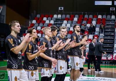 LAT-EST: VALMIERA GLASS VIA - BK VENTSPILS