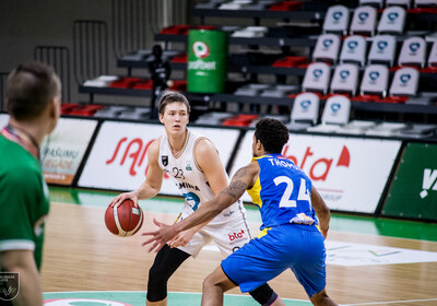 LAT-EST: VALMIERA GLASS VIA - BK VENTSPILS