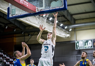 LAT-EST: VALMIERA GLASS VIA - BK VENTSPILS