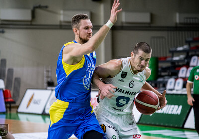 LAT-EST: VALMIERA GLASS VIA - BK VENTSPILS