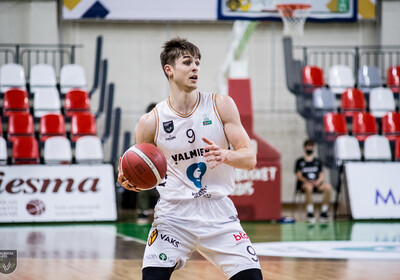 LAT-EST: VALMIERA GLASS VIA - BK VENTSPILS