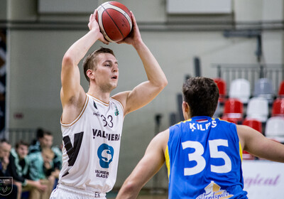 LAT-EST: VALMIERA GLASS VIA - BK VENTSPILS