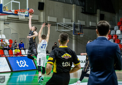 LATVIJAS BASKETBOLA UŽAVAS KAUSS: VALMIERA GLASS - BK OGRE