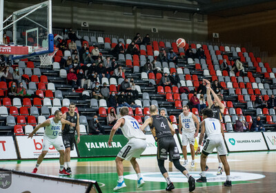 LATVIJAS BASKETBOLA UŽAVAS KAUSS: VALMIERA GLASS - BK OGRE