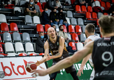LATVIJAS BASKETBOLA UŽAVAS KAUSS: VALMIERA GLASS - BK OGRE