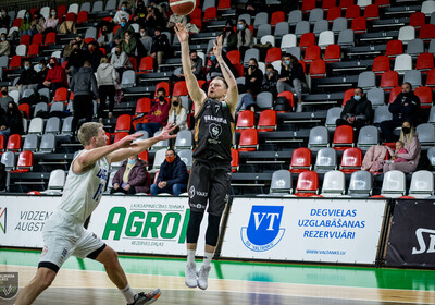 LATVIJAS BASKETBOLA UŽAVAS KAUSS: VALMIERA GLASS - BK OGRE