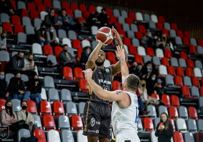 LATVIJAS BASKETBOLA UŽAVAS KAUSS: VALMIERA GLASS - BK OGRE