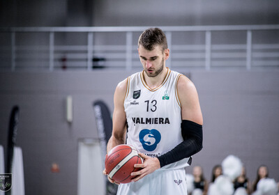 LAT-EST: VALMIERA GLASS VIA -BC Kalev/Cramo