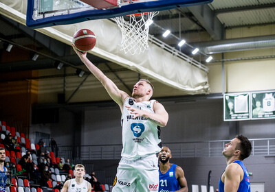 LAT-EST: VALMIERA GLASS VIA -BC Kalev/Cramo
