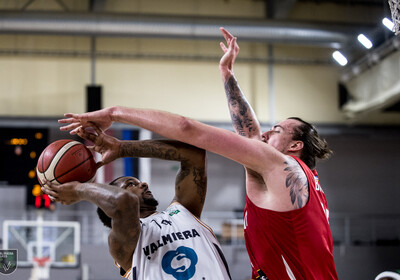 LAT-EST: VALMIERA GLASS VIA - BC Prometey