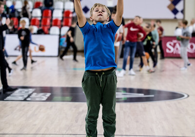 LAT-EST: VALMIERA GLASS VIA - BC Prometey